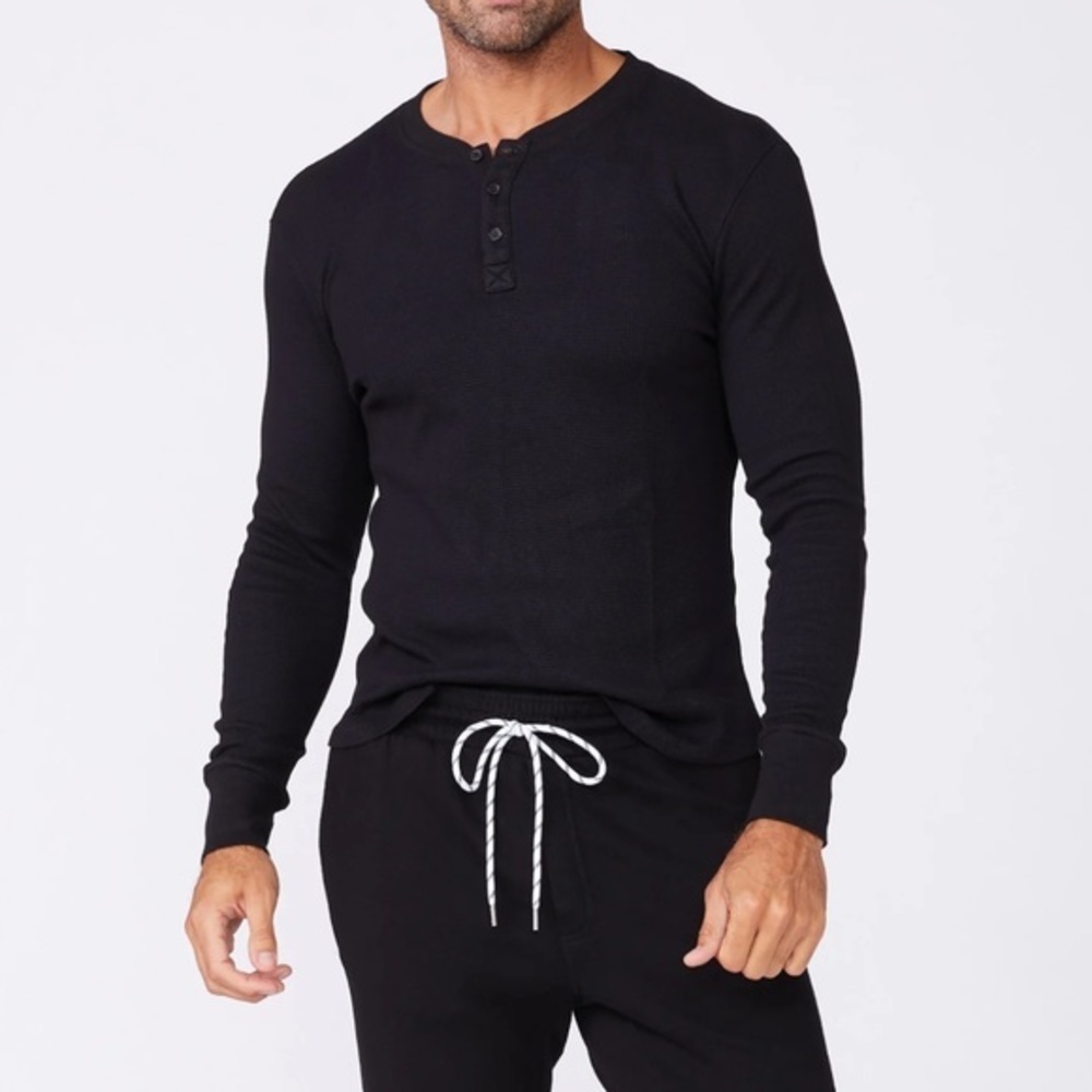 NWT Monrow Black Thermal Henley Top